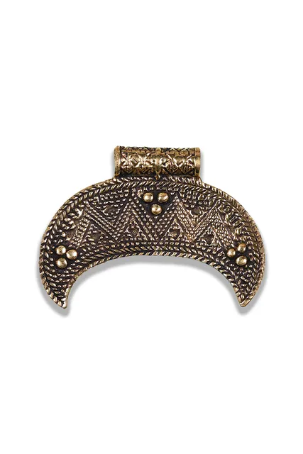 Wikinger Ketten-Anhänger Luna Máni aus Messing in Golden Frontansicht