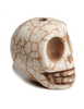Piraten Totenkopf-Perle Karhet aus Resin in Beige Seitenansicht