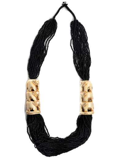 Mittelalter Perlenkette Weatreis schwarz aus Horn-Resin in Schwarz Frontansicht