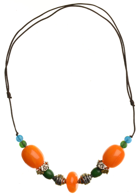 Mittelalter Halskette Sol aus Weißmetall-Resin in Bernsteinfarben-Grün Frontansicht