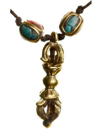 Wikinger Halskette Karke mit Talisman Dorje aus Messing in Goldgelb Detailansicht