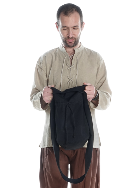 Mittelalter Tasche Irmenfried in Schwarz Frontansicht 3