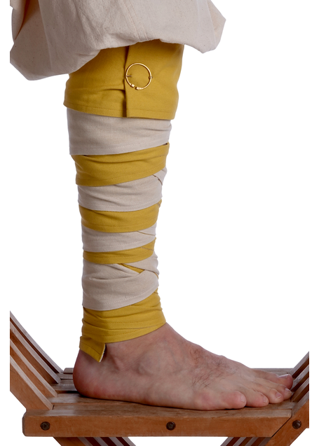 Mittelalter Wadenwickel Balder Set mit Fibeln in Gelb Frontansicht 3