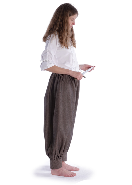 Wikinger Hose Minja in MISSING: fb-brown-black Seitenansicht