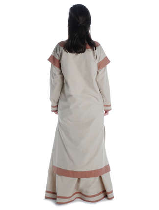 Mittelalter Kleid Linde in Hanffarben-Hellbraun Rückansicht