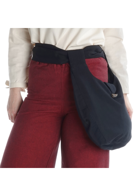 Mittelalter Tasche Egil in Schwarz Seitenansicht 2