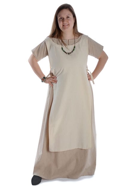 Mittelalter Kleid Hrist in Hanffarben Frontansicht 4