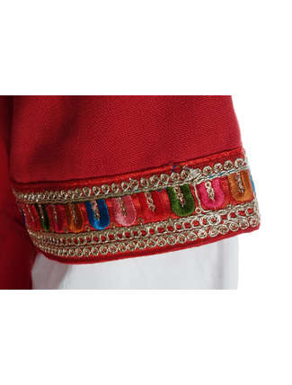 Mittelalter Kleid Saelde mit Bordüre in Feuerrot Detailansicht 5