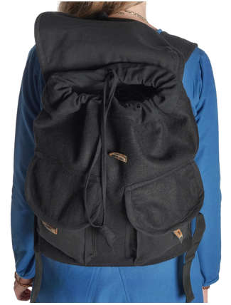 Mittelalter Rucksack Wate in Schwarz Detailansicht 2