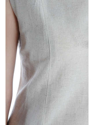 Mittelalter Kleid Peronella in Beige Detailansicht