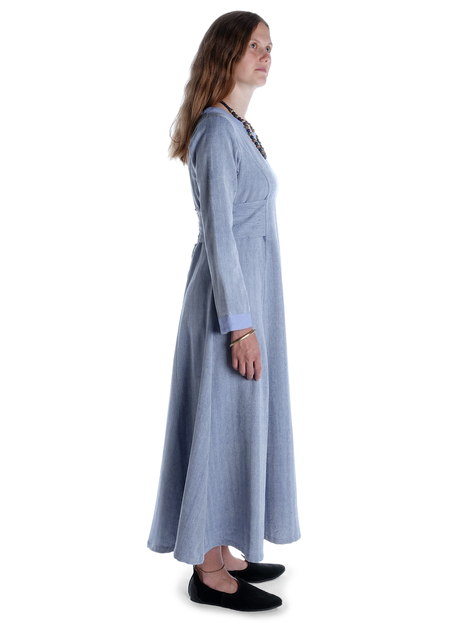 Wikinger Kleid Lauretta in Fischgrät Blau-Weiß Seitenansicht