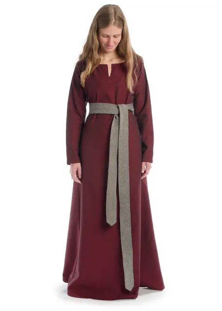 Wikinger Kleid Svava in Rot Frontansicht 5