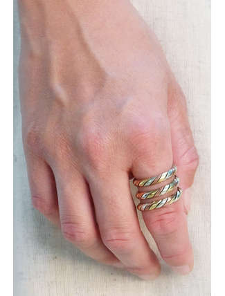 Mittelalter Ring Astyanax aus Messing-Weißmetall-Kupfer in  Frontansicht 2