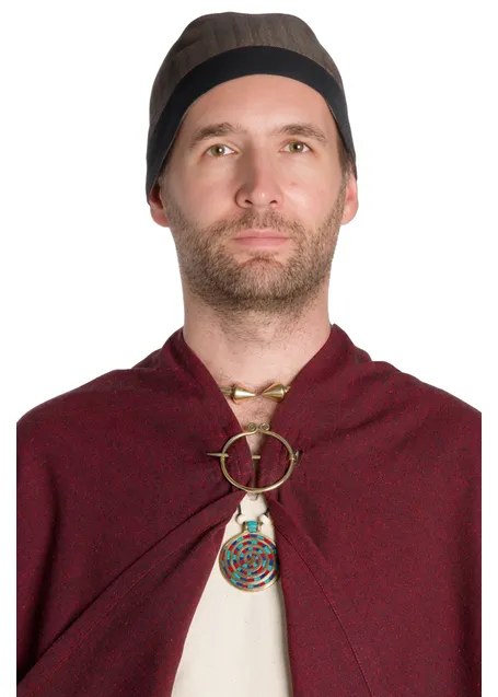 Wikinger Fibel Idomeneus aus Messing in Golden Frontansicht 10