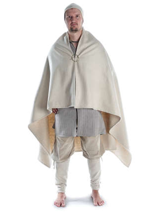 Wikinger Fibel Idomeneus aus Messing in Frontansicht 7